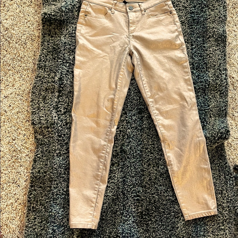 Victoria’s Secret Rose Gold Jeans Size 4